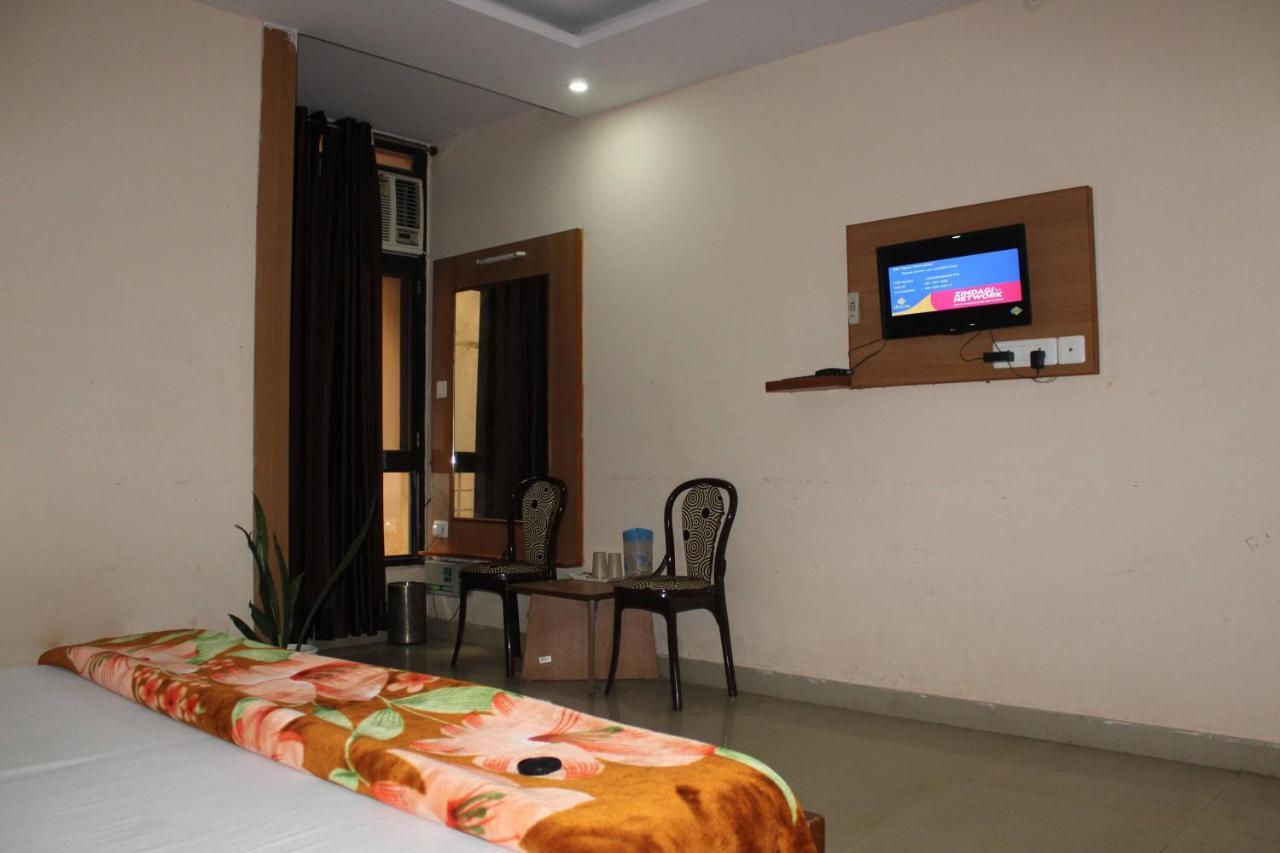 Wellness Home لاكناو المظهر الخارجي الصورة
